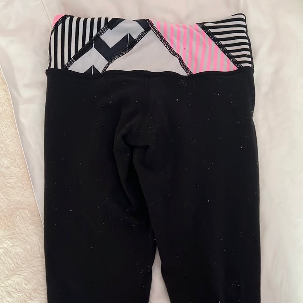 Lululemon cropped black leggings